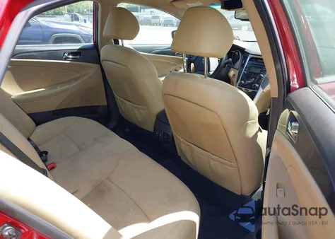 2012 Hyundai Sonata Hybrid from USA, damaged, VIN KMHEC4A40CA039347